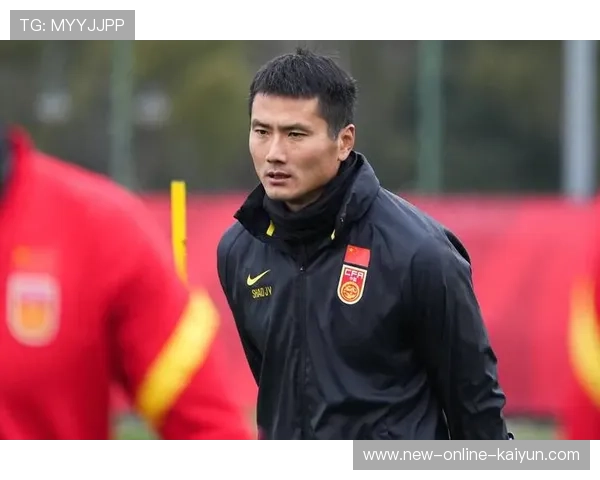 足球巨星宣布转型教练！网友：太快了